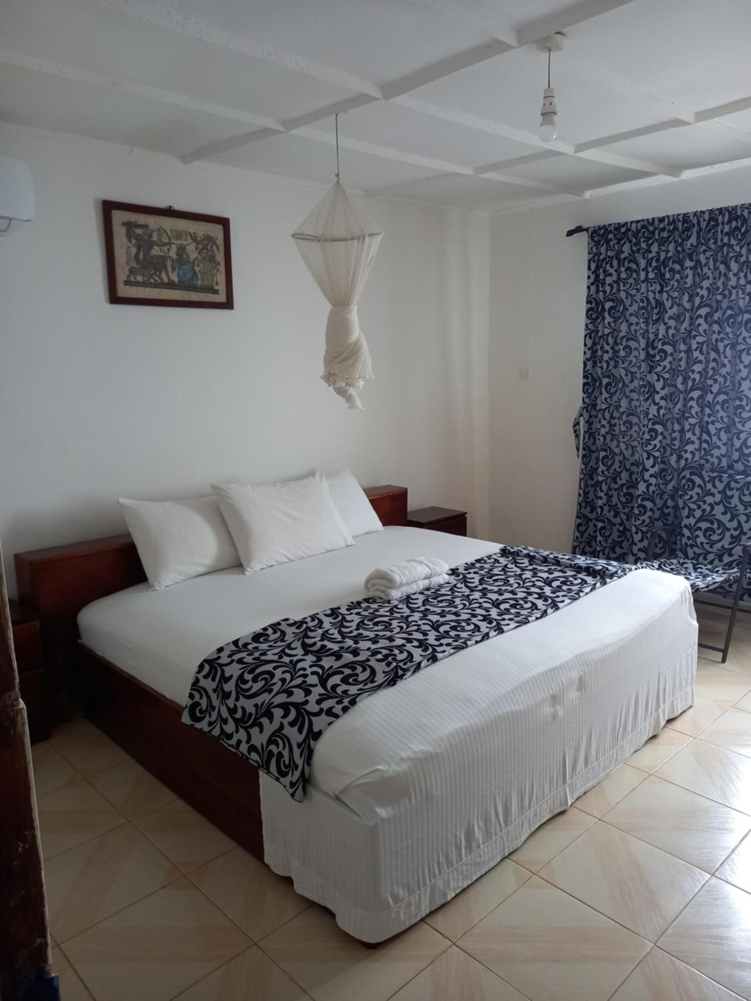 Kenema Paloma Guest House מראה חיצוני תמונה